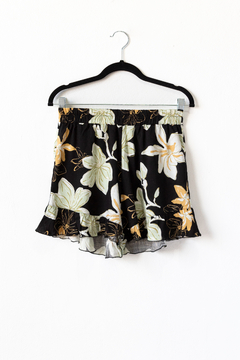 Short DIANA, Short de lino estampado con cintura elástica y volados en diagonal - comprar online