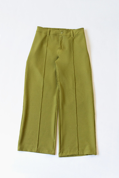 Pantalón ZAHIA, Pantalón ancho con alforzas en delantero y botón - tienda online