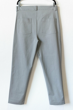 Pantalón BRIDGET, Pantalón recto de gabardina, tiro alto - SYES | Mayorista