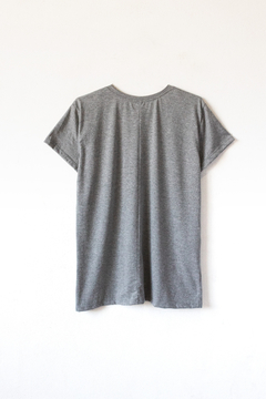 Remera DAFNE - UNISEX - , Remera cuello redondo oversize, Estampa FAR WEST en internet