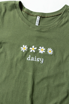 Remera SIMONA, Remera bordado delantero DAISY MARGARITAS - tienda online