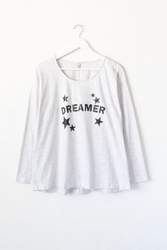 Remera JUDY, manga larga ESTAMPA DREAMER - PROMO - SYES | Mayorista