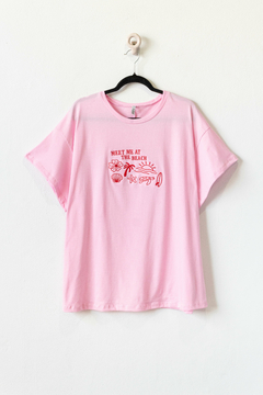 Remera DOHA, Remera bordado delantero MEET ME AT THE BEACH - comprar online