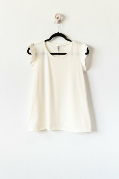 Musculosa MECHU, Musculosa con volados en los hombros - comprar online