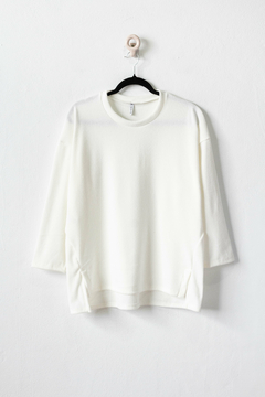 Sweater IVONE, Sweater de lanilla con tajos en delantero - tienda online