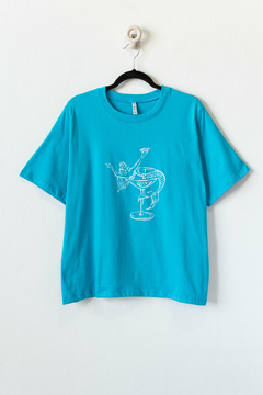 Remera DARIA, Remera con estampa sirena sobre martini