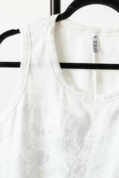 Musculosa MARY KATE, Musculosa con efecto foil plata - comprar online