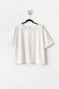 Remera SOLEDAD, Remera rayada de cuello semibote y manga corta - comprar online