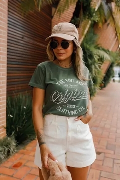 Tshirt Feminina Estonada Verde Escuro Original na internet