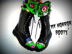 My Horror Boots en internet