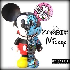 Zombie Half Mickey Art Toy - comprar online