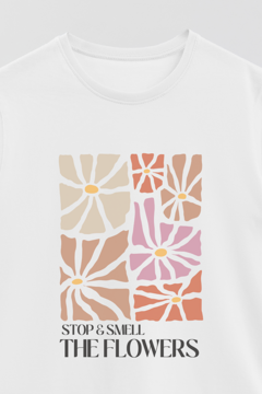 REMERA BASICA THE FLOWERS