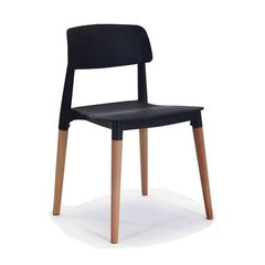 C482/N Silla plastica cuadrada negra