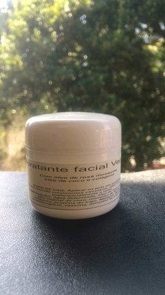 Hidratante facial para peles sensíveis