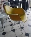 Sillón Eames Dar Amarillo Base Metalica Promo - Alto Impacto - tienda online