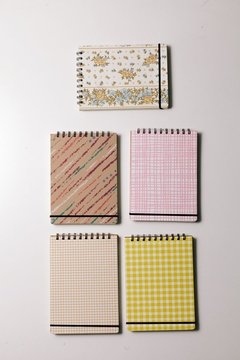 Cuaderno grande de hojas lisas en internet