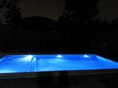 ILUMINACION LED BLANCA (NORDELTA - La Alameda) - PISCINAS ZUMAAC 