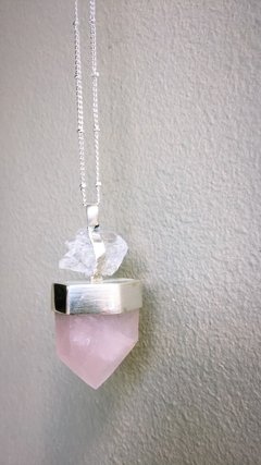 Alto Paraíso | Quartzo rosa + Cristal