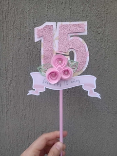 Topper Cake 15 Años Rosas en internet