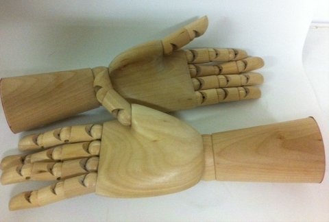Mão Articulada De Madeira 30cm Direita ou Esquerda - valor unitário na internet