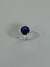 Anillo Rodinado en Oro Blanco 18klt y Zafiros Azules Carre. - karinjoyas