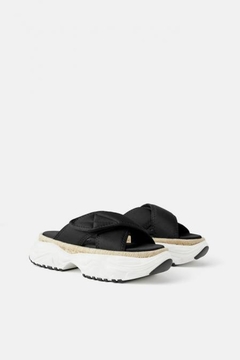 CHANCLAS ZARA