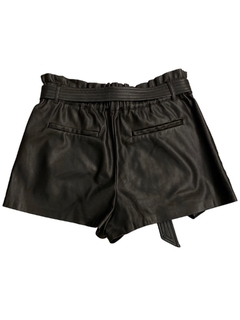 SHORT CUERO ZARA