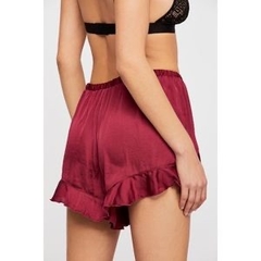 SHORT INTIMATE FREE PEOPLE en internet