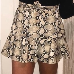 MINI CON SHORT SNAKE ZARA