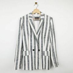 Imagen de BLAZER RAYAS BERSHKA