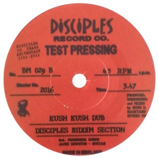 7" Vivian Jones & Disciples - Ancient Blood/Kush Kush Dub [NM] - comprar online