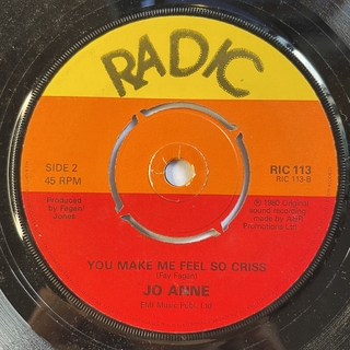 7" Jo Anne - Queen Of The World/You Make Me Feel So Criss [VG+] - comprar online