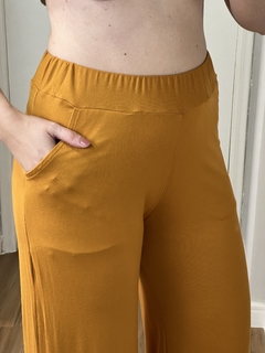 Pantalona Caramelo na internet