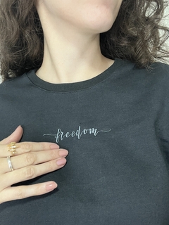 Conjunto Moletom Freedom Preto na internet