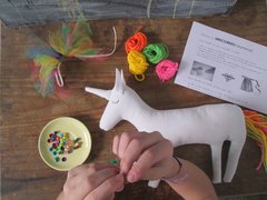 kit para decorar y coser tu unicornio mamina