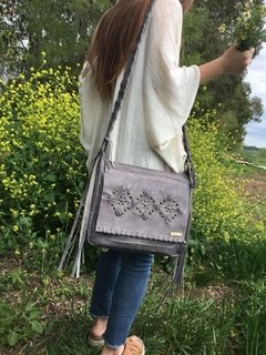 Bandolera de Cuero MILI - MORAS DEL SUR Carteras de Cuero