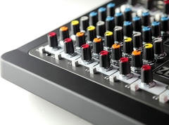 Mixer Consola Allen & Heath Zedi 10 Mezclador de audio híbrido compacto/interfaz USB 4x4