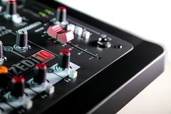 Mixer Consola Allen & Heath Zedi 10 Mezclador de audio híbrido compacto/interfaz USB 4x4 - comprar online