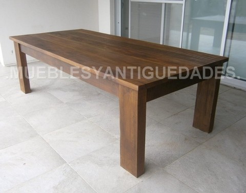 Mesa de comedor en madera maciza 2,50 mts (ME109A)