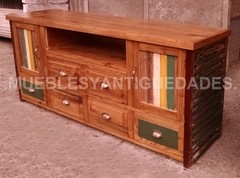 Mueble para TV de diseño realizado en madera maciza (TV103M) - comprar online