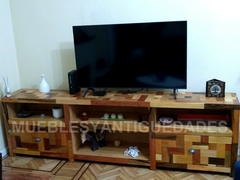 Mueble para TV tipo patch de estilo minimalista (TV106M) - comprar online