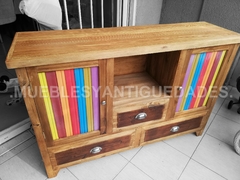 Mueble para TV / audio de diseño realizado en madera maciza con tapa de pinotea (TV109M) en internet