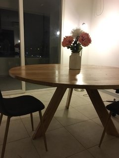 Mesa de comedor Olivia - comprar online