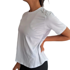 Remera Cognac Destreza Deportiva (Mujer)