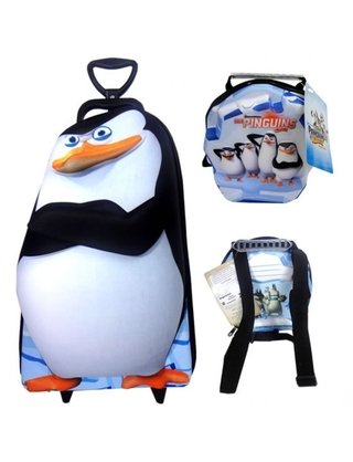 MOCHILA PINGUIM COM LANCHEIRA 3D DE CARRINHO na internet