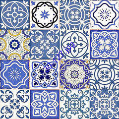 Láminas para decoupage de 30 x 30 cm con patrones en tonos azul y blanco.