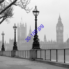 Láminas para decoupage con una imagen en blanco y negro de la ciudad de Londres, mostrando farolas y el Big Ben al fondo.