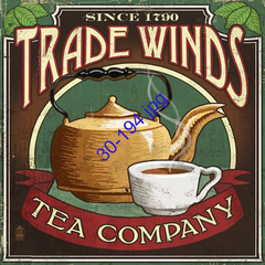 Lámina de decoupage que presenta una tetera dorada y una taza de té, con el texto "Trade Winds Tea Company" y la fecha "Since 1790".