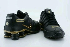 Nike Shox NZ na internet