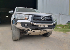 Bumper Paragolpe Reforzado Cromado Toyota Hilux Sw4 2016+ en internet